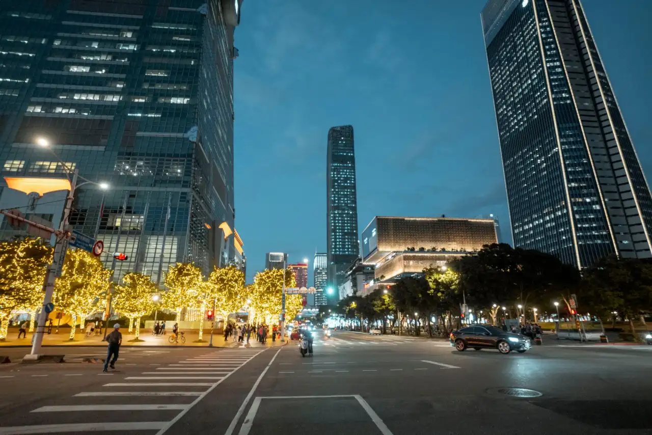 厦门企业智能系统开发中常见的技术架构选型与性能优化思路
