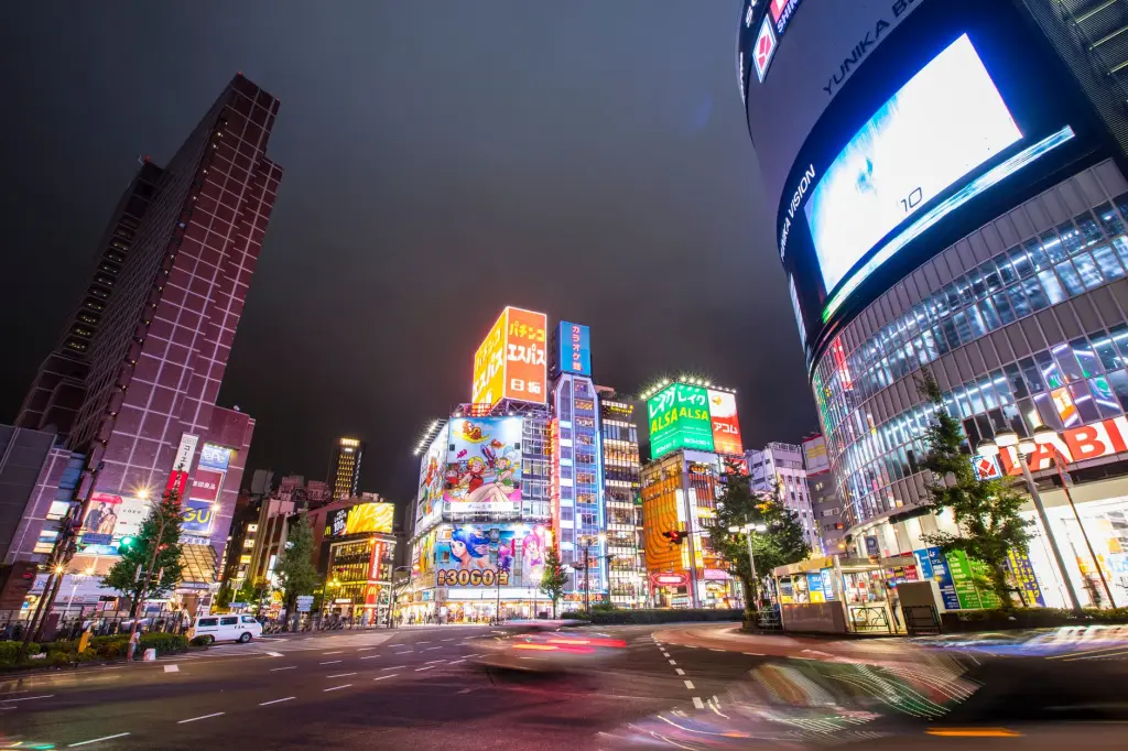 人工智能与软件开发融合趋势下，厦门企业智能系统建设的技术路径分析