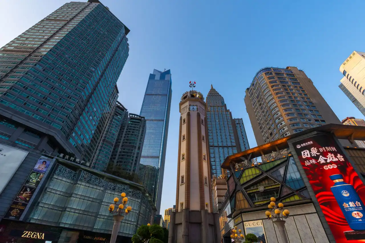 人工智能平台选型指南：懂先生智能系统对比传统开发方案